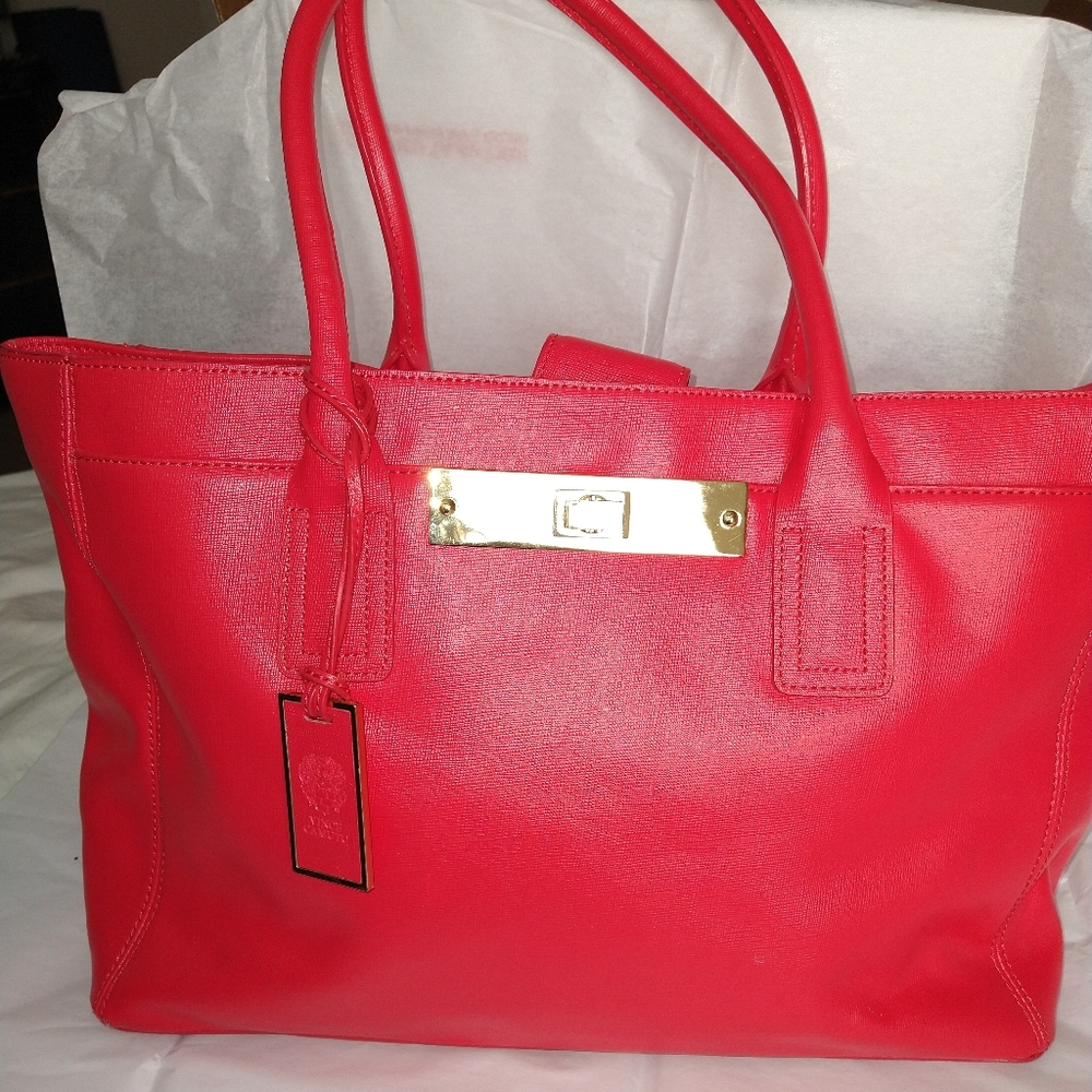 Vince Camuto - Picture 4 of 12
